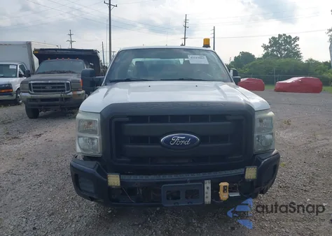 2011 Ford F-350 Xl z USA, uszkodzony, nr VIN 1FD7X3A62BEC97501